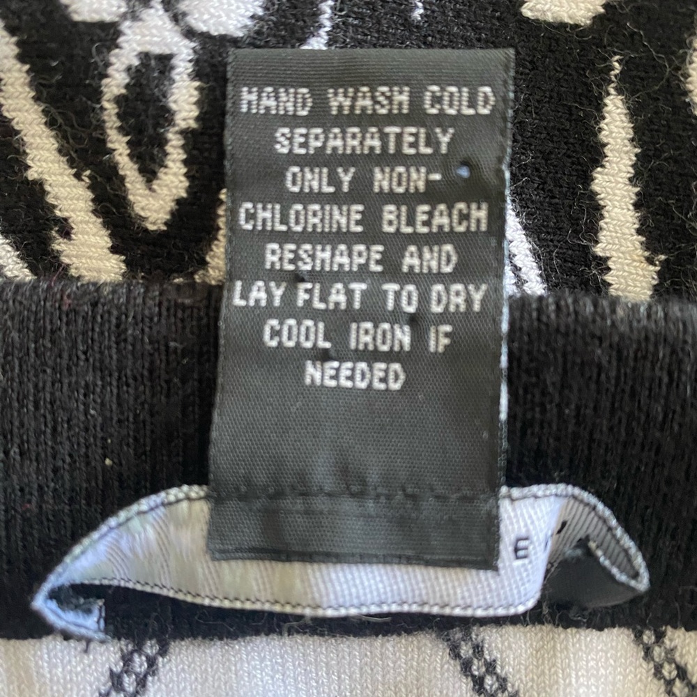 Grace Elements Beautiful Knit Black And White Pul… - image 5